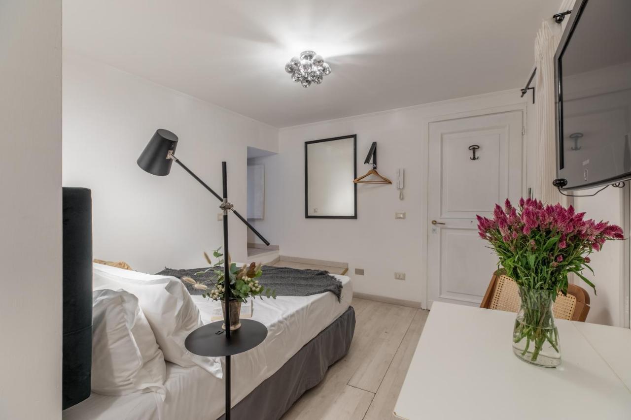 Appartamento Basic - 350 M Far From Fontana Di Trevi Roma